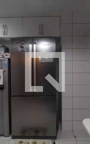 Apartamento à venda com 95m², 3 quartos e 1 vaga Apartamento à venda com 95m², 3 quartos e 1 vagaCozinha e Área de Serviço