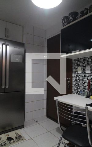 Apartamento à venda com 95m², 3 quartos e 1 vaga Apartamento à venda com 95m², 3 quartos e 1 vagaCozinha e Área de Serviço