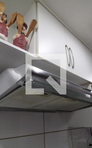 Apartamento à venda com 95m², 3 quartos e 1 vaga Apartamento à venda com 95m², 3 quartos e 1 vagaCozinha e Área de Serviço