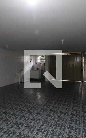 Casa à venda com 650m², 3 quartos e 6 vagasGaragem