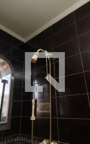 Casa à venda com 650m², 3 quartos e 6 vagasBanheiro da Suíte