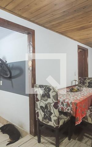 Casa à venda com 95m², 3 quartos e 2 vagas Casa à venda com 95m², 3 quartos e 2 vagasCozinha