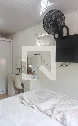 Casa à venda com 95m², 3 quartos e 2 vagas Casa à venda com 95m², 3 quartos e 2 vagasQuarto 1