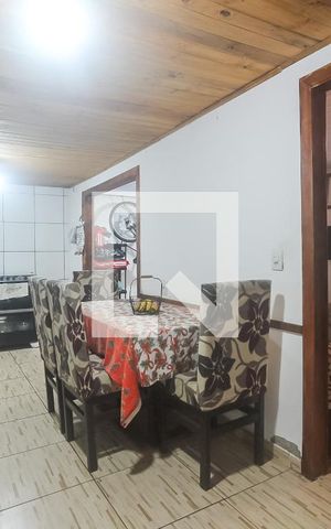 Casa à venda com 95m², 3 quartos e 2 vagas Casa à venda com 95m², 3 quartos e 2 vagasCozinha
