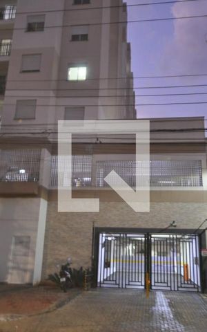 Apartamento à venda com 42m², 2 quartos e sem vaga Apartamento à venda com 42m², 2 quartos e sem vagaFachada
