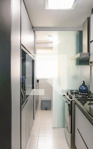 Apartamento à venda com 96m², 3 quartos e 2 vagasCozinha
