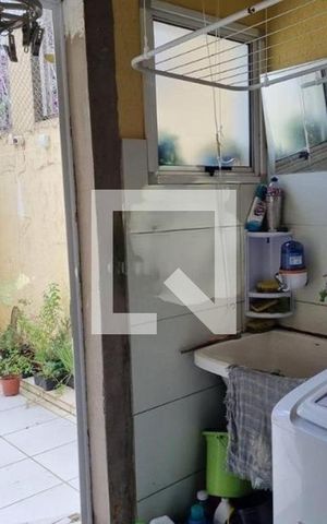 Casa de condomínio à venda com 102m², 3 quartos e 2 vagas