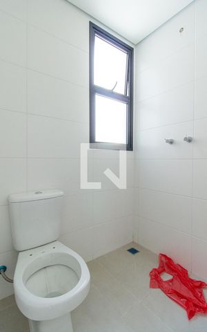 Casa de condomínio à venda com 170m², 3 quartos e 2 vagas Casa de condomínio à venda com 170m², 3 quartos e 2 vagasBanheiro da Suíte