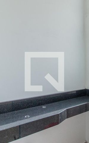Casa de condomínio à venda com 170m², 3 quartos e 2 vagas Casa de condomínio à venda com 170m², 3 quartos e 2 vagasLavabo