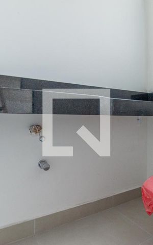 Casa de condomínio à venda com 170m², 3 quartos e 2 vagas Casa de condomínio à venda com 170m², 3 quartos e 2 vagasLavabo