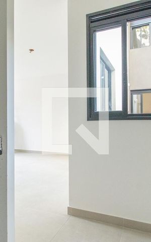 Casa de condomínio à venda com 170m², 3 quartos e 2 vagas Casa de condomínio à venda com 170m², 3 quartos e 2 vagasCozinha