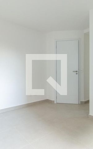 Casa de condomínio à venda com 170m², 3 quartos e 2 vagas Casa de condomínio à venda com 170m², 3 quartos e 2 vagasSuíte