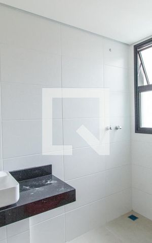 Casa de condomínio à venda com 170m², 3 quartos e 2 vagas Casa de condomínio à venda com 170m², 3 quartos e 2 vagasBanheiro