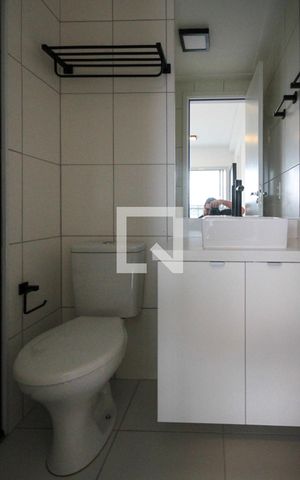 Apartamento à venda com 45m², 2 quartos e 1 vaga Apartamento à venda com 45m², 2 quartos e 1 vagaBanheiro