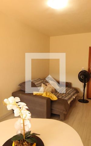 Apartamento para alugar com 65m², 2 quartos e 1 vagaSala
