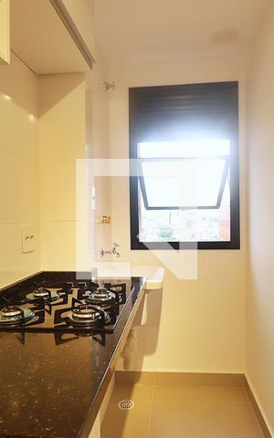 Apartamento para alugar com 40m², 2 quartos e 1 vagaÁrea de Serviço