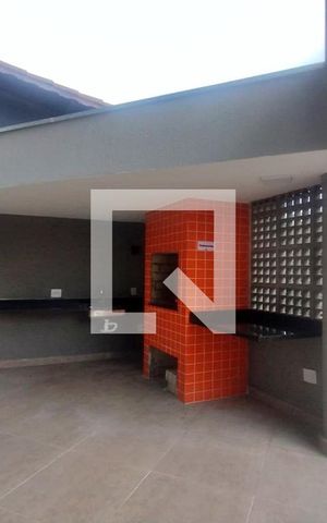 Apartamento para alugar com 40m², 2 quartos e 1 vaga Apartamento para alugar com 40m², 2 quartos e 1 vagaÁrea comum - Churrasqueira