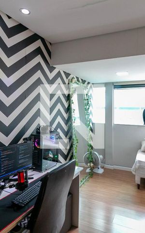 Casa à venda com 160m², 4 quartos e 2 vagas 2 ° andar  Quarto 