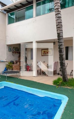 Casa à venda com 160m², 4 quartos e 2 vagasÁrea comum 
