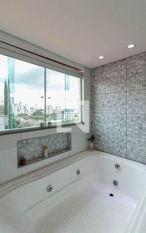 Casa à venda com 160m², 4 quartos e 2 vagas 2 ° andar  Quarto Banheiro 