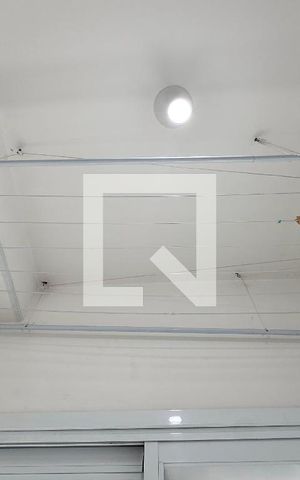 Apartamento para alugar com 33m², 1 quarto e sem vaga Apartamento para alugar com 33m², 1 quarto e sem vagaÁrea de Serviço