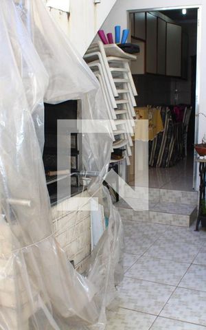 Casa à venda com 200m², 4 quartos e 1 vagaQuintal / Churrasqueira vai ficar na casa