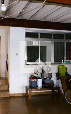 Casa à venda com 200m², 4 quartos e 1 vagaGaragem