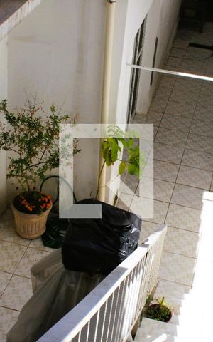 Casa à venda com 200m², 4 quartos e 1 vagaQuintal