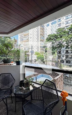 Apartamento à venda com 165m², 4 quartos e 3 vagasSacada