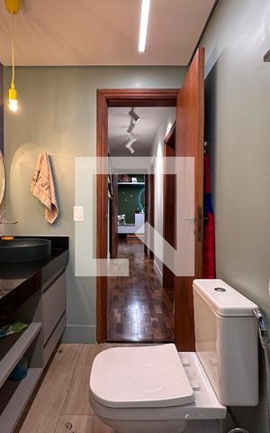 Apartamento à venda com 165m², 4 quartos e 3 vagasBanheiro Social