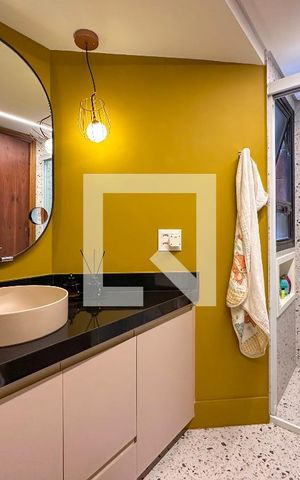 Apartamento à venda com 165m², 4 quartos e 3 vagasBanheiro Suíte 2