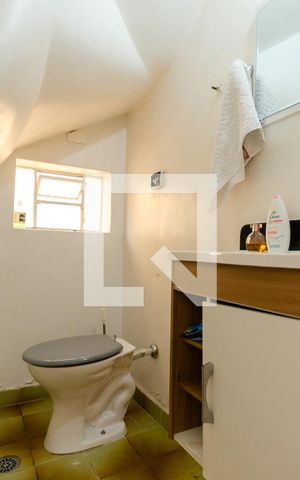 Casa à venda com 105m², 3 quartos e 2 vagas Casa à venda com 105m², 3 quartos e 2 vagasLavabo
