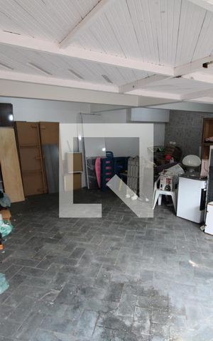 Casa à venda com 200m², 4 quartos e 3 vagasGaragem