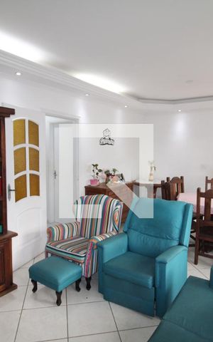 Casa à venda com 200m², 4 quartos e 3 vagasSala