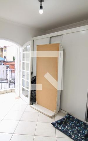 Casa à venda com 200m², 4 quartos e 3 vagasQuarto 1