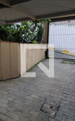 Casa à venda com 200m², 4 quartos e 3 vagasGaragem