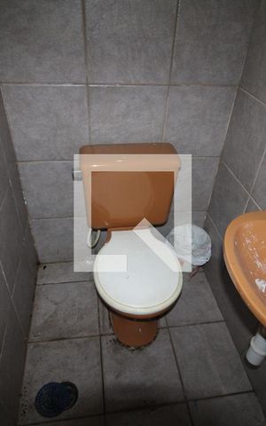 Casa à venda com 200m², 4 quartos e 3 vagasBanheiro de Serviço
