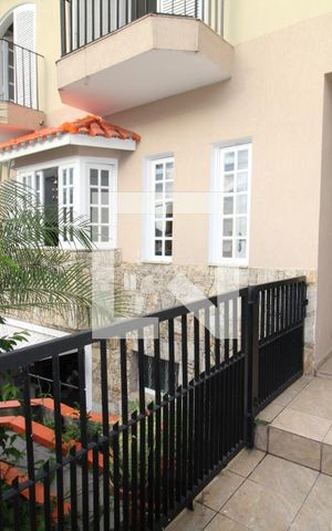 Casa à venda com 200m², 4 quartos e 3 vagasÁrea Comum