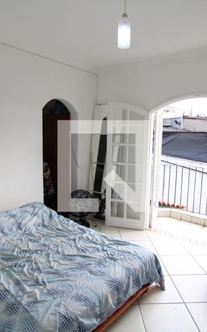 Casa à venda com 200m², 4 quartos e 3 vagasQuarto 2