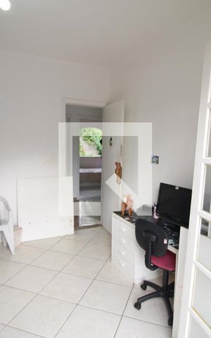 Casa à venda com 200m², 4 quartos e 3 vagasQuarto 1