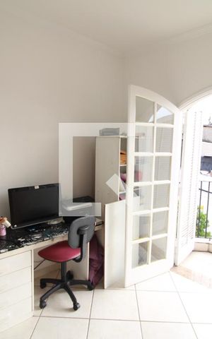 Casa à venda com 200m², 4 quartos e 3 vagasQuarto 1