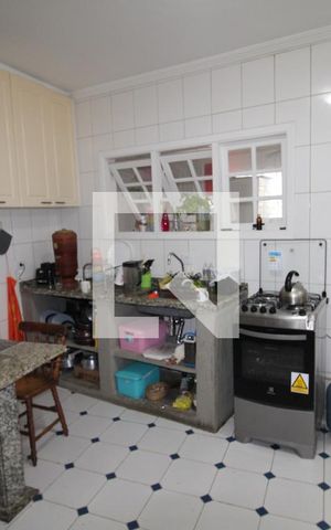 Casa à venda com 200m², 4 quartos e 3 vagasCozinha