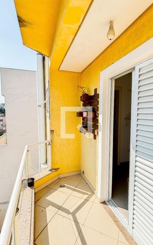 Casa à venda com 225m², 3 quartos e 5 vagas Casa à venda com 225m², 3 quartos e 5 vagasVaranda da Suíte 3