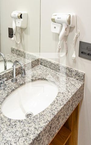 Studio para alugar com 20m², 1 quarto e sem vaga Studio para alugar com 20m², 1 quarto e sem vagaBanheiro Social