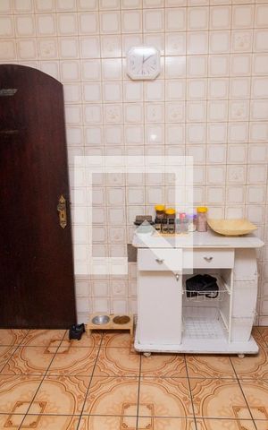 Casa à venda com 300m², 5 quartos e 3 vagas Casa à venda com 300m², 5 quartos e 3 vagasCozinha