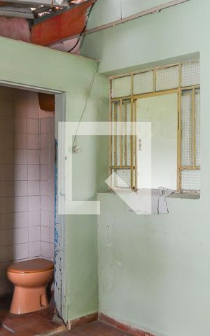 Casa à venda com 280m², 3 quartos e 2 vagas Casa à venda com 280m², 3 quartos e 2 vagasEdícula
