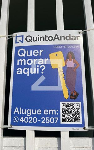 Casa para alugar com 80m², 2 quartos e 1 vaga Casa para alugar com 80m², 2 quartos e 1 vagaFachada