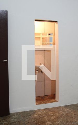 Casa para alugar com 80m², 2 quartos e 1 vagaQuarto Suíte