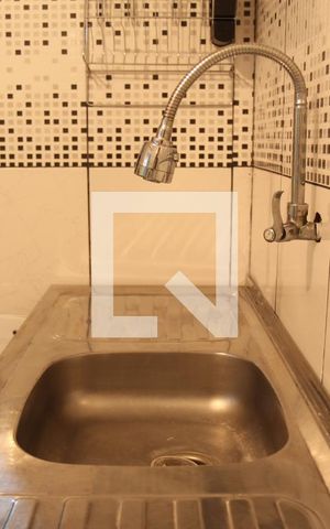 Casa para alugar com 80m², 2 quartos e 1 vagaCozinha
