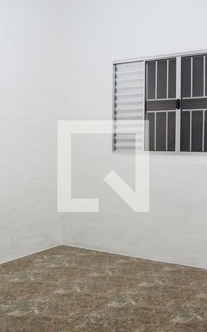 Casa para alugar com 80m², 2 quartos e 1 vagaQuarto Suíte